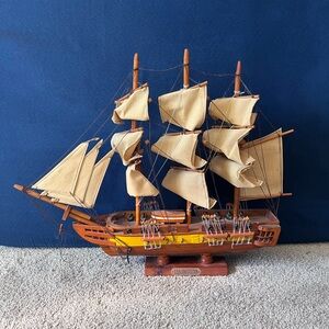Wooden USS Constitution Model Ship with Cream Sails